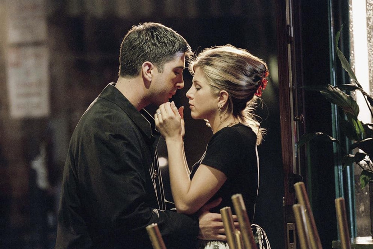 Rachel and Ross kiss for the first time.